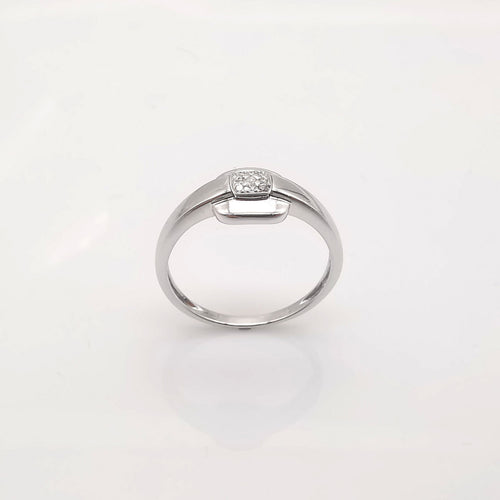 Bague 56 Bague en or blanc et diamants 58 Facettes