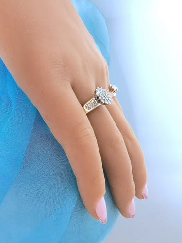 Bague 56.5 Bague fleur contemporaine Diamants Or 2 tons 18K 58 Facettes 1758