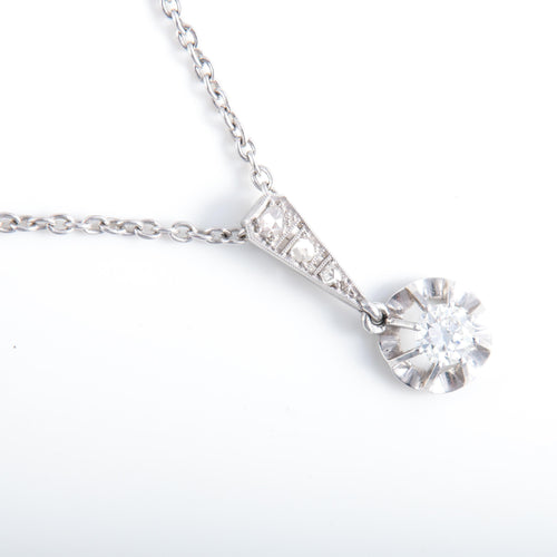 Collier PENDENTIF SUR CHAINE DIAMANT TAILLE MODERNE 58 Facettes