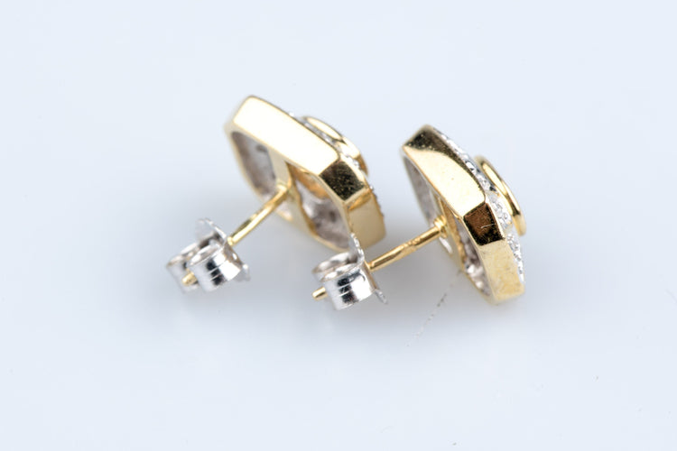 Boucles d'oreilles Boucles d’oreilles saphirs et diamants en or jaune 18k, 0,68 ct 58 Facettes BOSADOC583-107