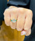 Bague 52 Solitaire ancien or jaune et platine, diamant et émeraudes 58 Facettes