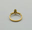 Bague en or avec émeraude taille marquise et diamants