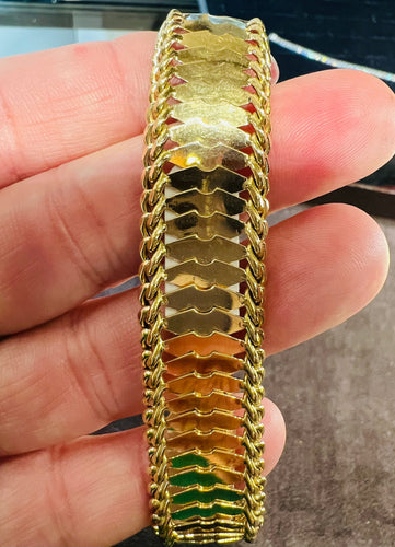 Bracelet Bracelet or jaune époque 1950 58 Facettes 7788 A