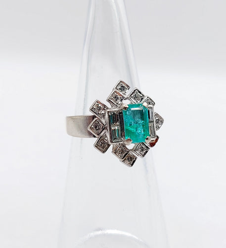 Bague 46.5 Bague vintage or blanc 14k émeraude et diamants 58 Facettes A05891
