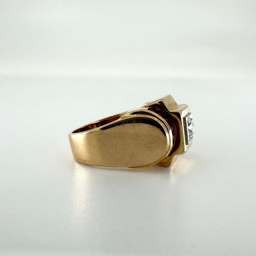 Bague 56.5 BAGUE TANK RUBIS CALIBRE ET DIAMANT EN OR JAUNE 18K 58 Facettes