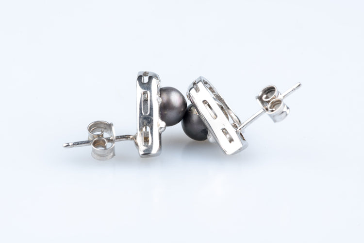 Boucles d'oreilles Boucles d’oreilles perles de Tahiti 6,11 mm & diamants 0,41 ct en or jaune 58 Facettes BO46420-107