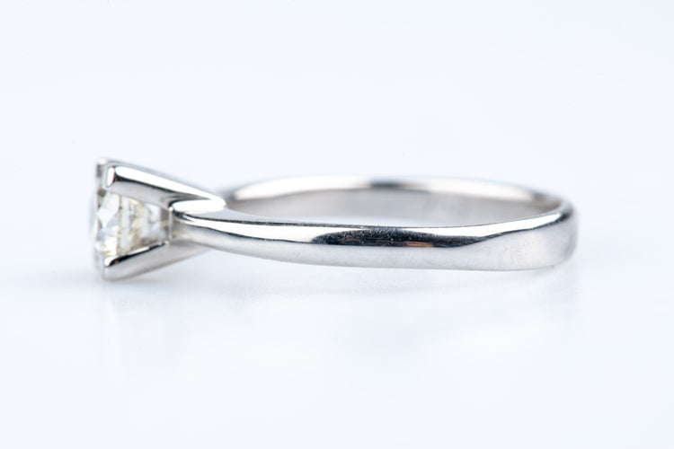 Bague 51 Bague solitaire en or blanc avec diamant 0,50 ct 58 Facettes BG41900043-107