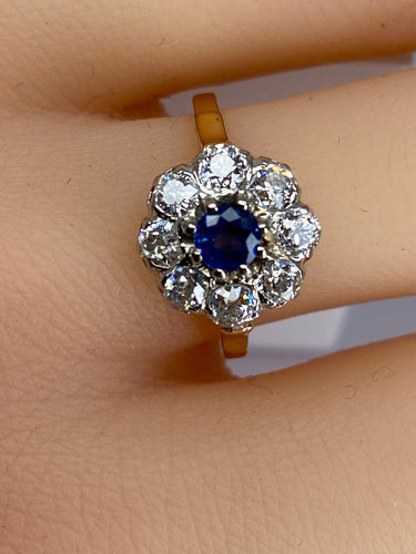 Bague Bague marguerite en or blanc en saphir et diamants 58 Facettes AB476