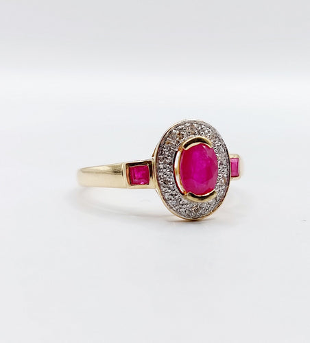 Bague 55 Bague pompadour vintage or jaune, rubis, diamants et de rubis carrés 58 Facettes A05077