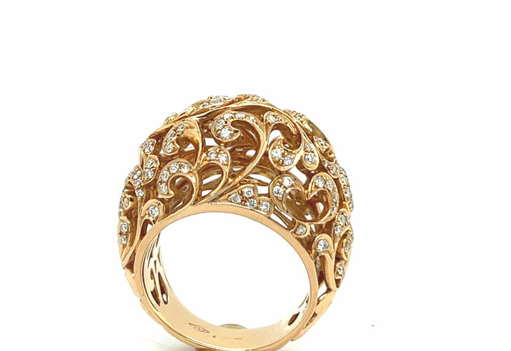 Bague Or Jaune 18 Carats Avec Détails En Dentelle Diamants 1.02 Carats