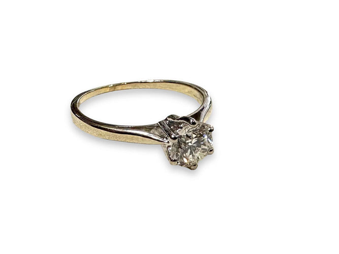 Bague 55 Bague solitaire en or blanc et diamant 58 Facettes 466001