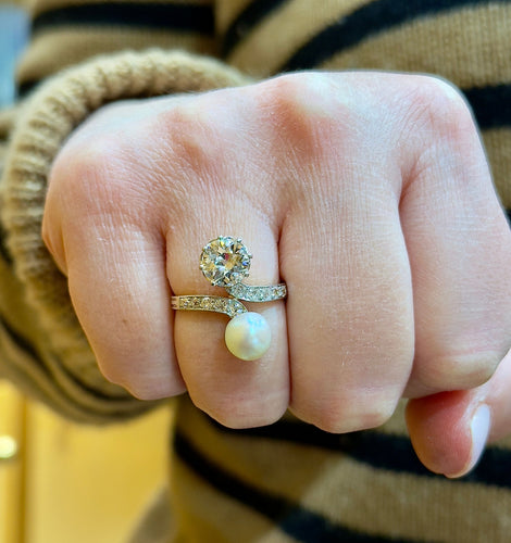 Bague Bague ancienne en or et platine, diamants et perle 58 Facettes