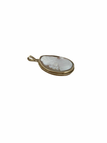 Pendentif Pendentif camée coquillage or jaune 58 Facettes