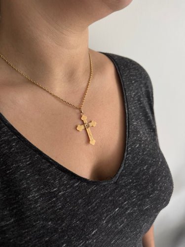 Pendentif Croix or rose et perles 58 Facettes