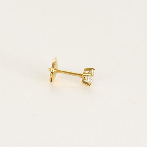 Boucles d'oreilles Boutons d'oreilles en or jaune et diamants 58 Facettes B250536