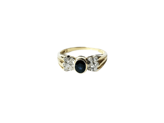 Bague 53 Bague or jaune, saphir et diamants 58 Facettes
