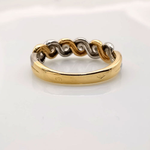 Bague 54 Bague en or jaune et blanc et diamants 58 Facettes