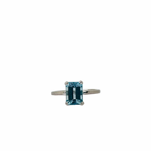 Bague 57 Bague en or blanc 18 carats avec aigue-marine taille émeraude 58 Facettes 2410024