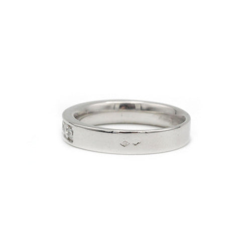 Bague 55 Demi alliance - Or blanc et diamants 58 Facettes 1084