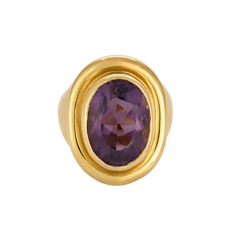 Importante Bague type chevalière en or jaune et améthyste