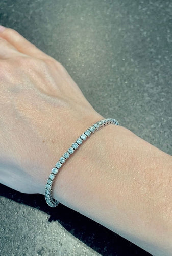 Bracelet Bracelet rivière or blanc diamants 5,40 carats 58 Facettes