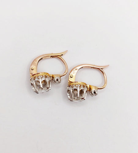 Boucles d'oreilles Dormeuses antiques en or rose 18k et diamants taille rose 58 Facettes A06338