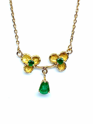 Collier Collier pendentif trilobé en or jaune 18 carats et émeraudes 58 Facettes AB675