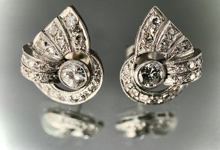 Boucles d'oreilles Paire de boucles d'oreilles Art Déco en platine 58 Facettes