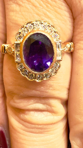 Bague en or rose 18 carats , améthyste et diamants