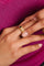Bague 60 Bague Jonc en or jaune, saphir et pavage de diamants 58 Facettes