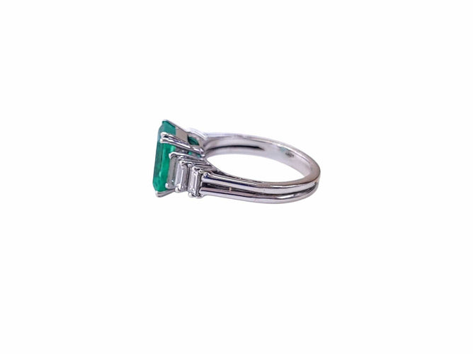 Bague 53 Bague émeraude et diamants en or blanc 18k 58 Facettes BAG.EMER.TE-1707