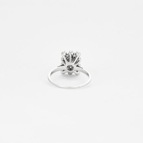 Bague 57 Bague ancienne en or blanc 18K et Diamants 58 Facettes