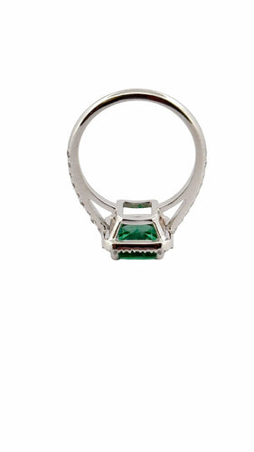 Bague 52 Bague haute joaillerie or blanc émeraude et diamants 58 Facettes