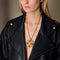 Pendentif VAN CLEEF AND ARPELS - Delphes - Broche pendentif or jaune, corail et chrysoprase 58 Facettes LBV2