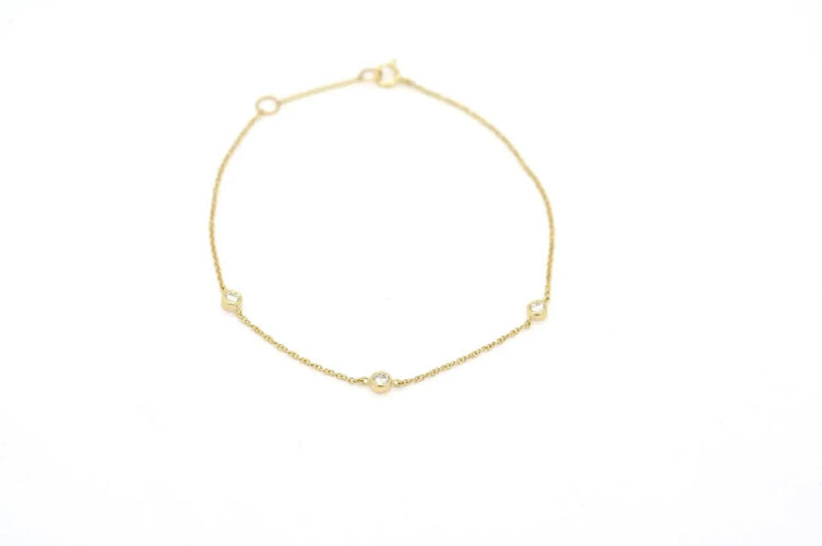 Bracelet Bracelet en or jaune serti de diamants de 0,12 ct 58 Facettes 13058