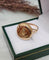 Bague 57.5 AUGIS - Bague Plus qu'hier moins que demain 58 Facettes 550