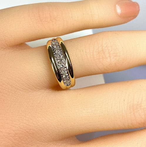 Bague 51 Bague jonc en or jaune 18 carats sertie de 9 diamants 58 Facettes AB565