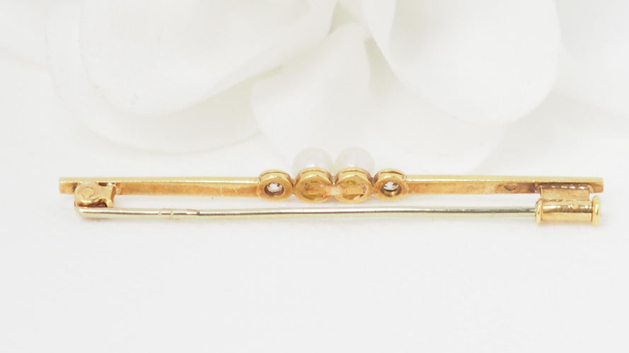 Broche Broche barrette en or jaune perles et diamants 58 Facettes 13505