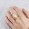 Bague 55 Bague dôme, or jaune, corail peau d'ange, diamants 58 Facettes GU159