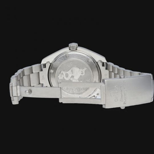 Montre Omega Montre Seamaster Planet Ocean 600M 58 Facettes MT40483