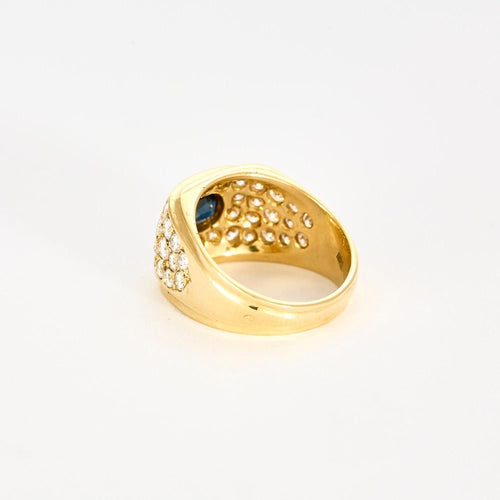 Bague 57 Bague or jaune, saphir central, sertie de 38 diamants 58 Facettes 1-0000102/2