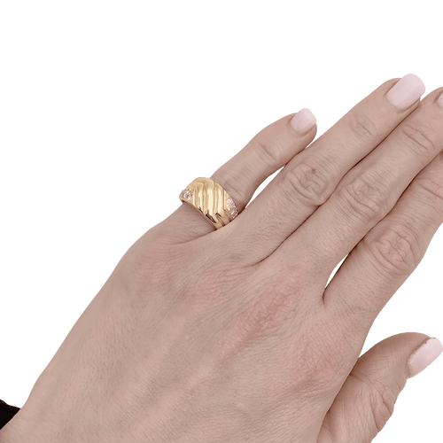 Bague 47 Bague godrons en or jaune et diamants. 58 Facettes 34440