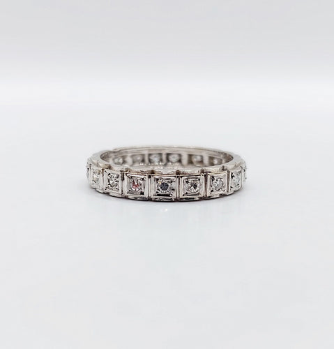 Bague 52 Alliance américaine or blanc 18k ornée de 0,38 carats de diamants taillés en brillants 58 Facettes A05015