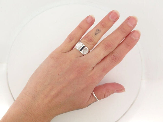 Bague 49 bague LOUIS VUITTON clous creux gm or blanc 18k & diamants 58 Facettes 267036