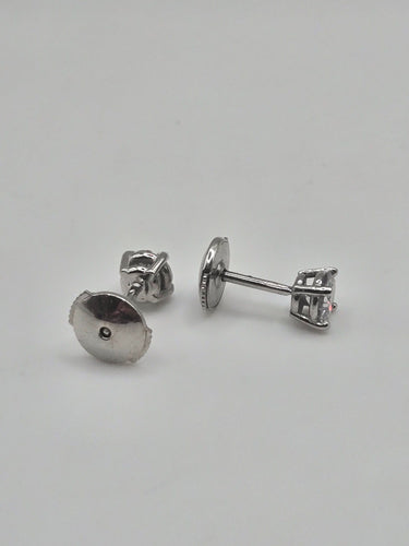 Boucles d'oreilles Boucles d'oreilles en or blanc 18 carats 58 Facettes