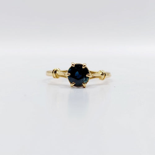 Bague 51 Bague - Solitaire vintage en or 18k et saphir naturel 0,50 carat 58 Facettes A06640