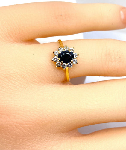 Bague en or jaune 18 carats, saphir et diamants