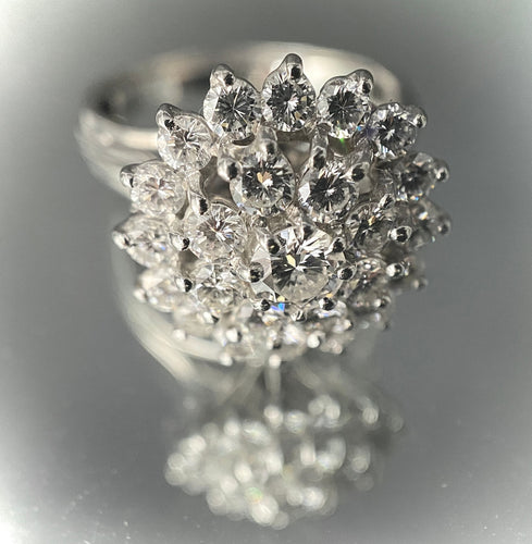 Bague 60 Bague fleur or blanc et diamants 58 Facettes