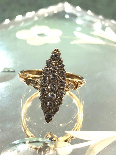 Bague Bague marquise or jaune et diamants 58 Facettes