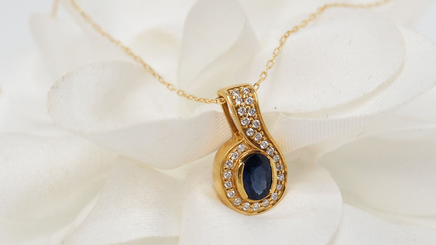 Collier Collier en or jaune, saphir et diamants 58 Facettes 19704
